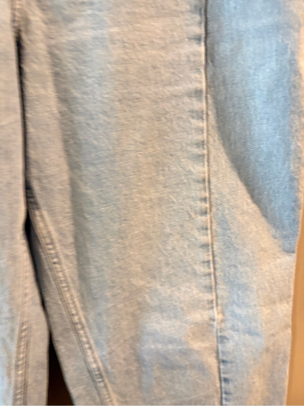 Abercrombie & Fitch 90s Straight Ultra High Rise Light Wash Side Slit Hem 16 - Picture 7 of 15